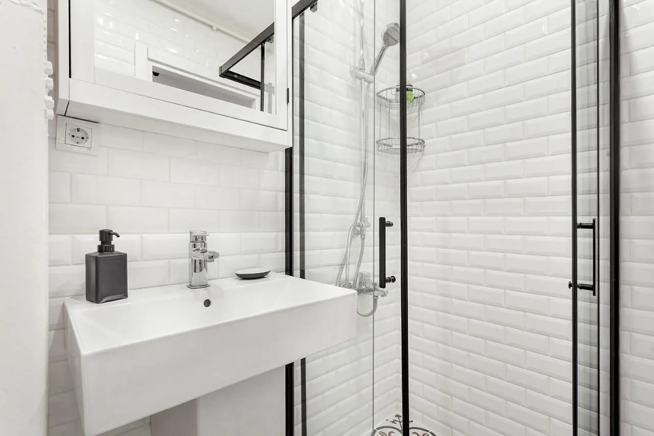 Amalia By Oval Aparthotel Istanbul 5*,